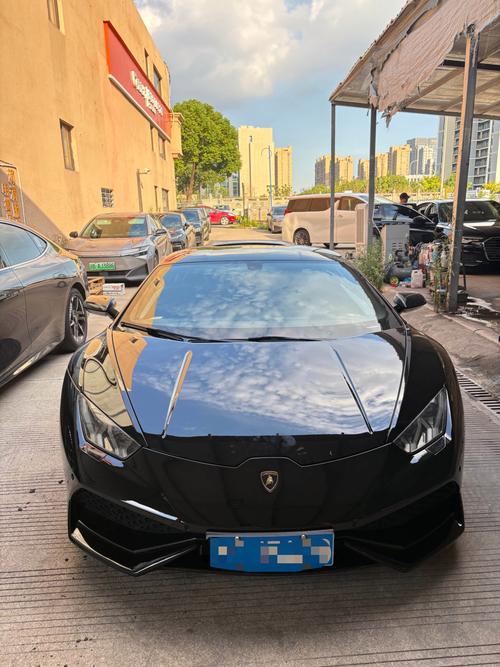 兰博基尼报价及图片价格(兰博基尼汽车报价及图片)