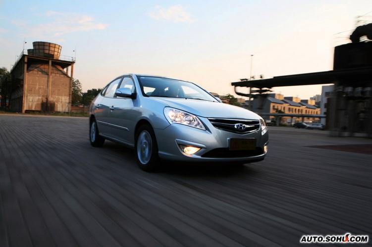 现代悦动2010款图片,2010现代悦动自动顶配价格