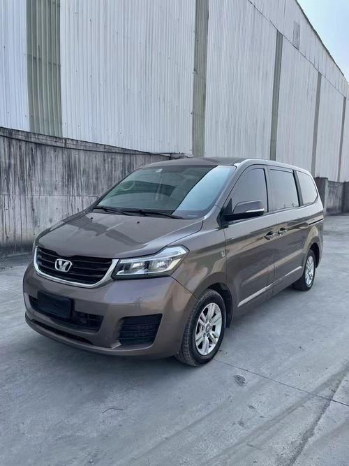 华颂七座商务车 华颂7座车